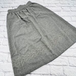 Vintage Clyde Women's Gray Wool Blend Knee-Length Skirt With Cut-Out Trim Small